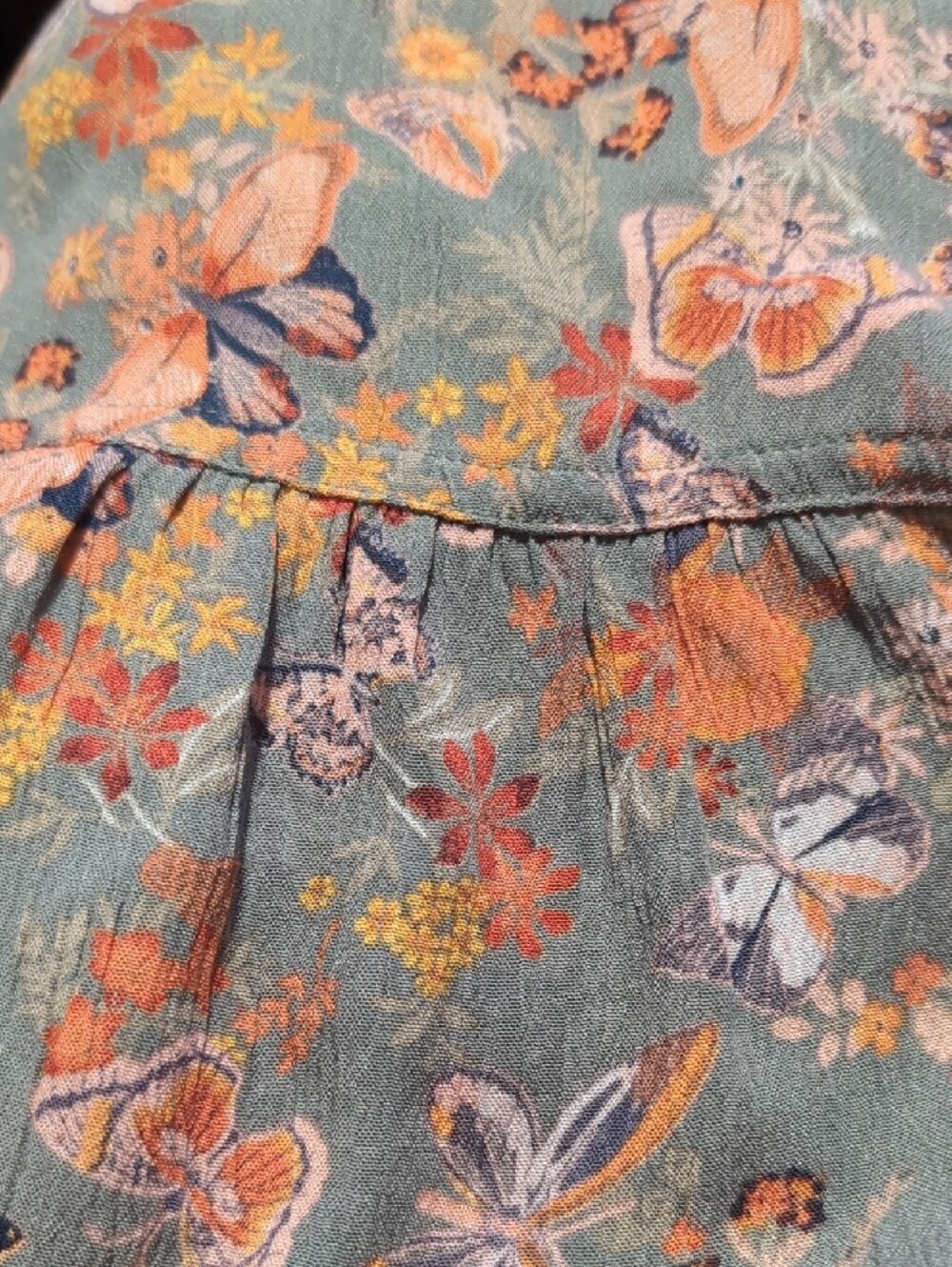 Frye & Co Floral Ruffled Button-Front Blouse Size XXL - Picture 7 of 7